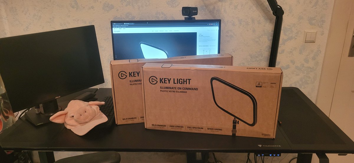 (Werbung)

Riesen Dank an <a href="/elgatoDE/">Elgato DE</a> für die zwei neuen Key Lights! 💡💡

Elgato hat mich ausgestattet, damit mein Setup noch besser wird – perfekte Ergänzung! 🙏✨

👉 Holt euch euer Elgato-Gear über meinen Link: elgato.sjv.io/schweini

💸 Mit dem CODE ZZ-SCHWEINI spart ihr 5%!