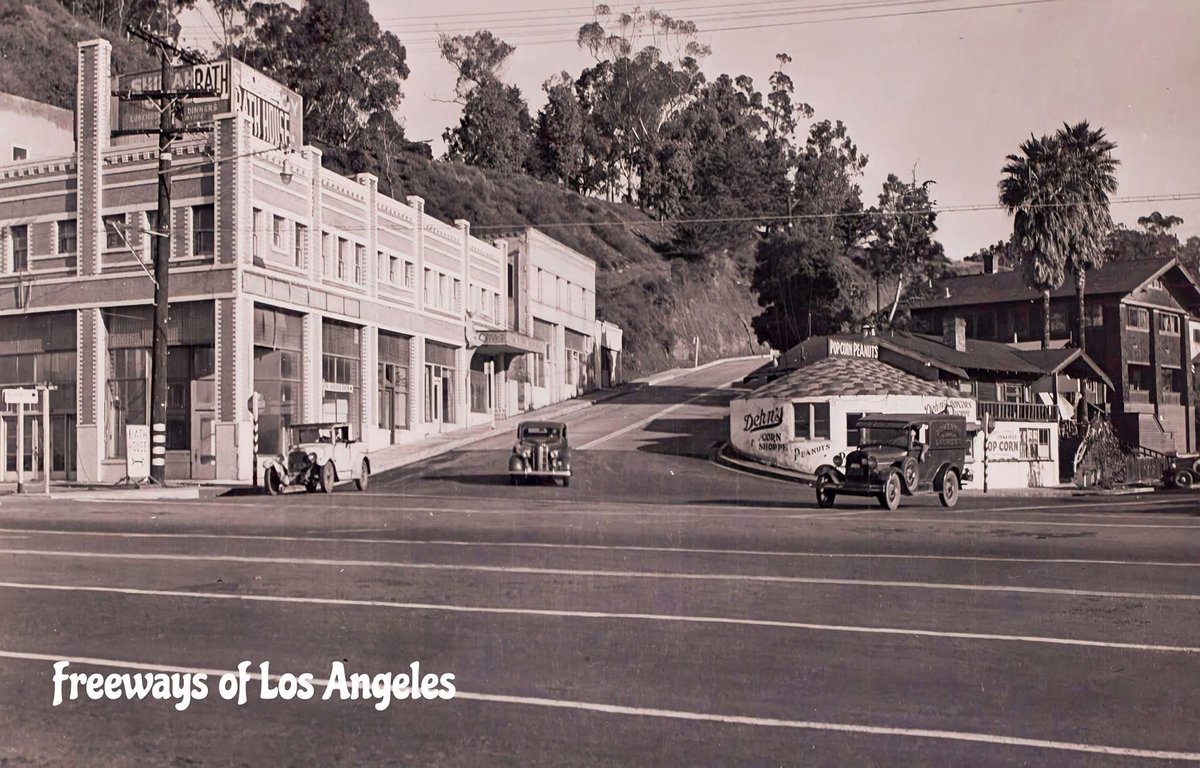 FreewaysLA's tweet image. c. 1930, c. 1950 & 2022 - Facing NE across Coast Hwy (then US-101 Alt, now PCH CA-1) at Chautauqua Blvd/Channel Rd in Santa Monica (Ernest Marquez Collection & Google Street View).
