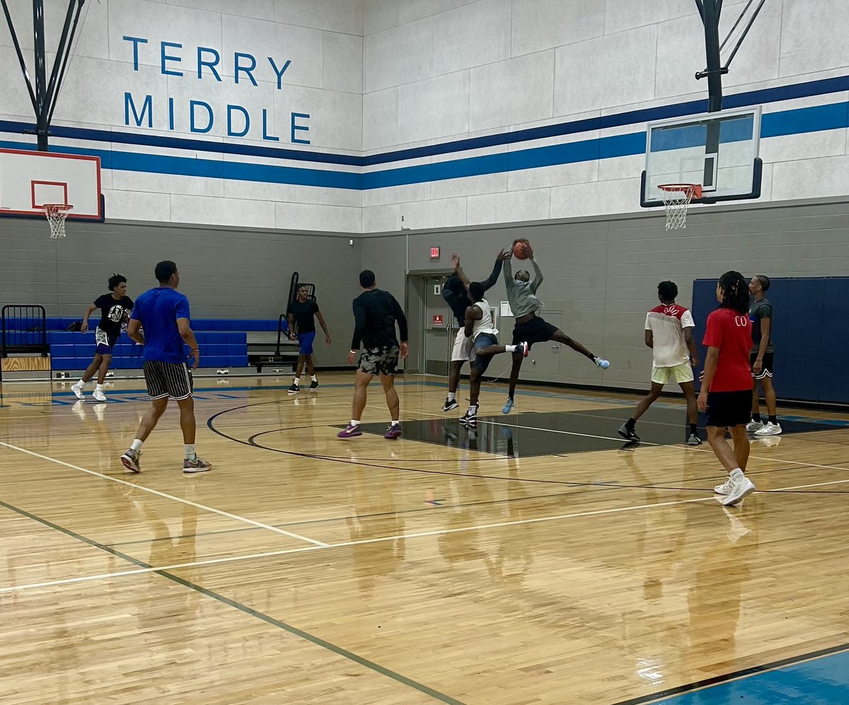Ondra Waddy (@pastorcoach_ow) on Twitter photo Enjoyed every minute with some of my ex-players and coaches from Mesquite Horn…wish you guys continued success in this game and in life’s journey!
Keep God first!
<a href="/runningjags/">JHHS Running Jags</a> <a href="/Tabchoops/">𝙏𝘼𝘽𝘾🏀📋</a> <a href="/GASOMass/">Ryan Massad 🔎</a> <a href="/EthanWill24/">Ethan Williams</a> <a href="/THEBRYSONSMITH/">ʙʀʏsᴏɴ sᴍɪᴛʜ</a> Enjoyed every minute with some of my ex-players and coaches from Mesquite Horn…wish you guys continued success in this game and in life’s journey!
Keep God first!
<a href="/runningjags/">JHHS Running Jags</a> <a href="/Tabchoops/">𝙏𝘼𝘽𝘾🏀📋</a> <a href="/GASOMass/">Ryan Massad 🔎</a> <a href="/EthanWill24/">Ethan Williams</a> <a href="/THEBRYSONSMITH/">ʙʀʏsᴏɴ sᴍɪᴛʜ</a>