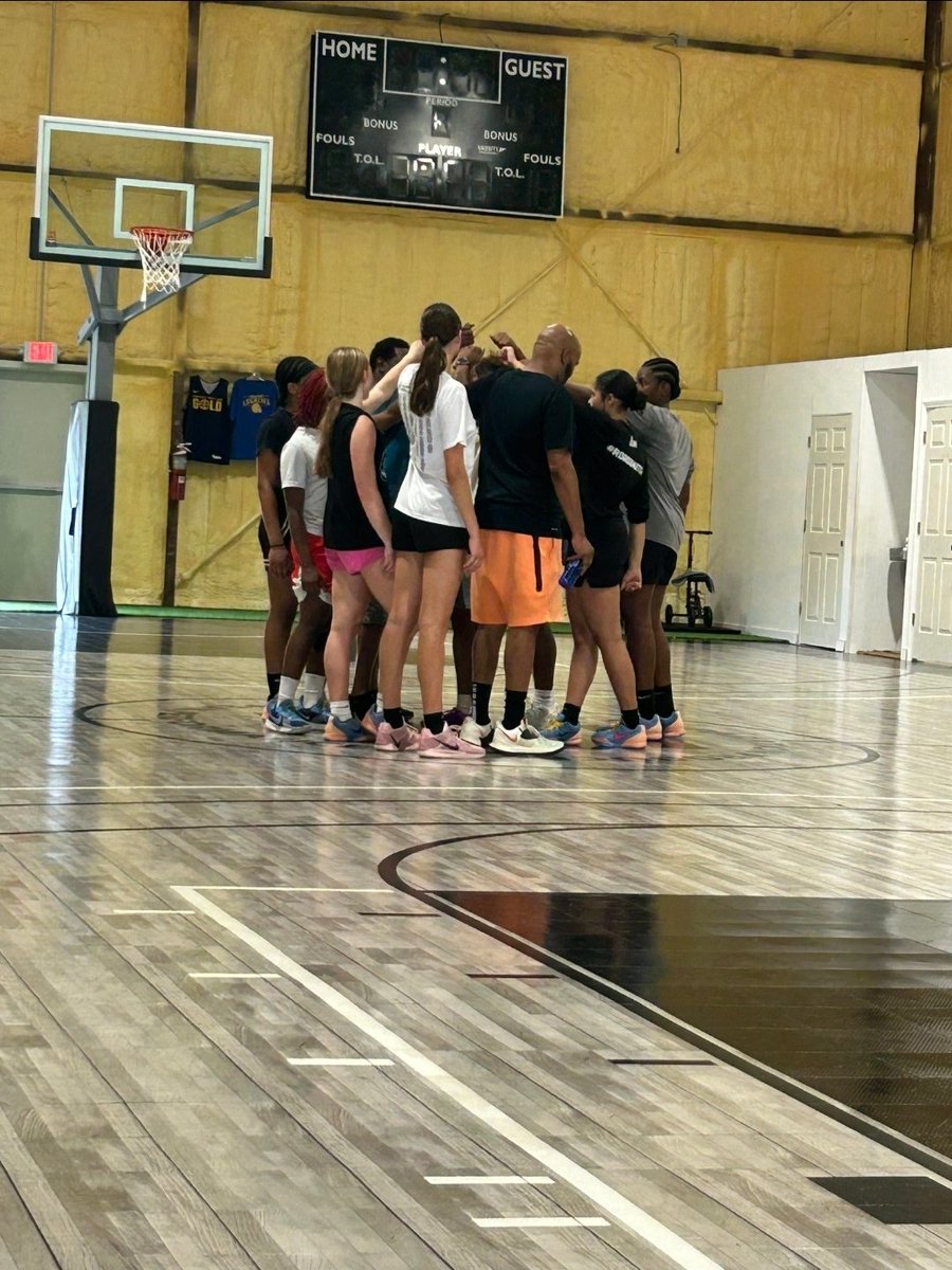 miamisuns-jax (@miamisuns_jax) on Twitter photo <a href="/BriaDailey_5/">Bria Dailey</a> <a href="/RaMyanTripeaux/">RaMyan Tripeaux</a> <a href="/tt5gracejarrett/">Grace Jarrett</a> <a href="/KalynThomas2010/">Kalyn Thomas</a> <a href="/Trinity_Dinkins/">Trinity Dinkins Class of 2028</a> <a href="/caelidweave/">Caeli Weaver</a> <a href="/jorrdannsibley/">Jorrdann Sibley</a> <a href="/Judah_Smith2029/">Judah Smith</a> <a href="/KeeleyRMosley28/">Keeley R Mosley</a> live period loading......... locked in <a href="/BriaDailey_5/">Bria Dailey</a> <a href="/RaMyanTripeaux/">RaMyan Tripeaux</a> <a href="/tt5gracejarrett/">Grace Jarrett</a> <a href="/KalynThomas2010/">Kalyn Thomas</a> <a href="/Trinity_Dinkins/">Trinity Dinkins Class of 2028</a> <a href="/caelidweave/">Caeli Weaver</a> <a href="/jorrdannsibley/">Jorrdann Sibley</a> <a href="/Judah_Smith2029/">Judah Smith</a> <a href="/KeeleyRMosley28/">Keeley R Mosley</a> live period loading......... locked in