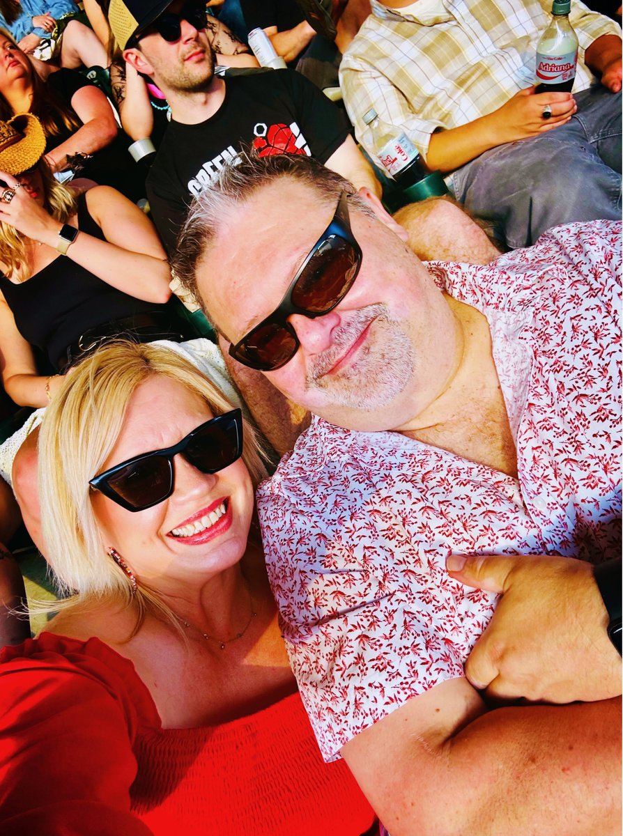 BentBeat's tweet photo. @otrwithdandk S1E9: Grapevine to The Grand Ole Opry - Post Turns 30! Happy 4th of July! @davebeatty &amp; Kelly survived the lines for Post Malone's "Big A** Stadium Tour" with Jelly Roll.  Stadium pro audio nerding out from Dave.  #postmalone #jellyroll https://t.co/ZAWQWYxUxx https://t.co/LhzoZN3GE1