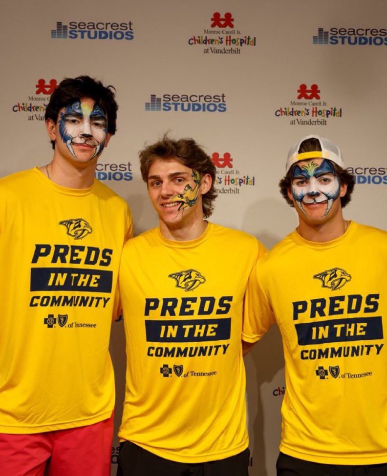 FlintOffical's tweet image. Didn’t know Highland Park dads made their way into the NHL, HP beasts on the come up