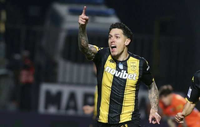 #kikesaverio ahora mismo está como jugador libre es un 10 nato, ha demostrado muchísimo nivel, es hora que este joven crack este en un gran club, que espera <a href="/antonioalvarezh/">Antonio Alvarez Henriques</a> <a href="/aquilesalvarez/">Aquiles Alvarez Henriques</a> <a href="/BarcelonaSC/">BARCELONA S.C.</a> 
Seria un gran aporte para el fútbol ecuatoriano y sería el fichaje del año
