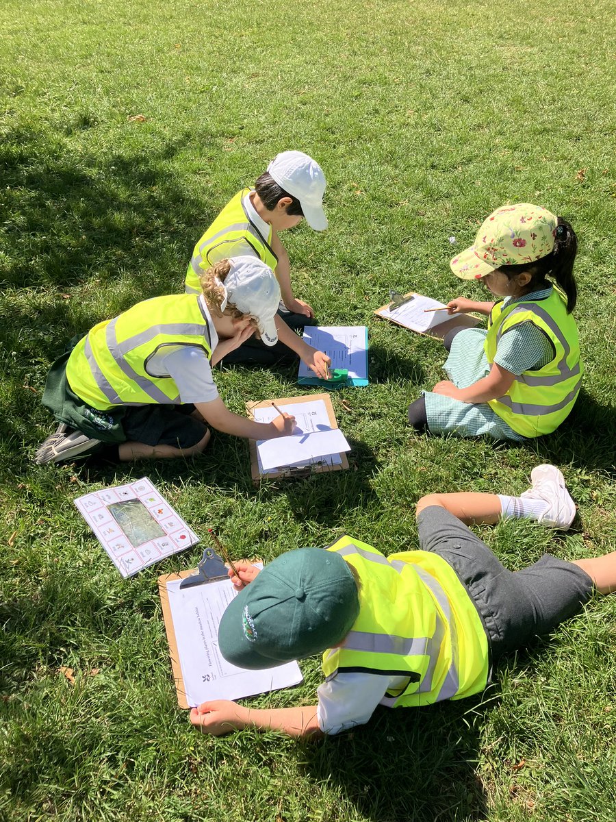 ManorParkSchSM1's tweet image. Year 1 loved exploring the plants and trees at Morden Hall Park today. They used viewfinders to spot different species and made an observational drawing of a plant of their choice. 🔍🌿 #WeAreLEO #MPPAscience
