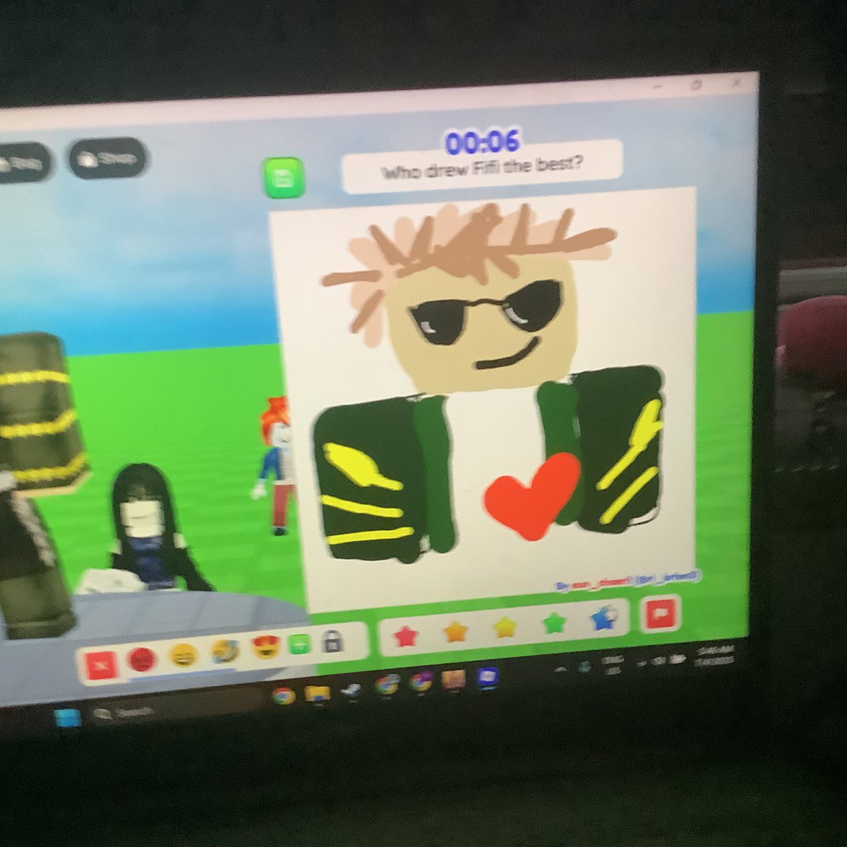 057Fi's tweet image. people drawing lang based off my roblox avatar 😭🥺🥺