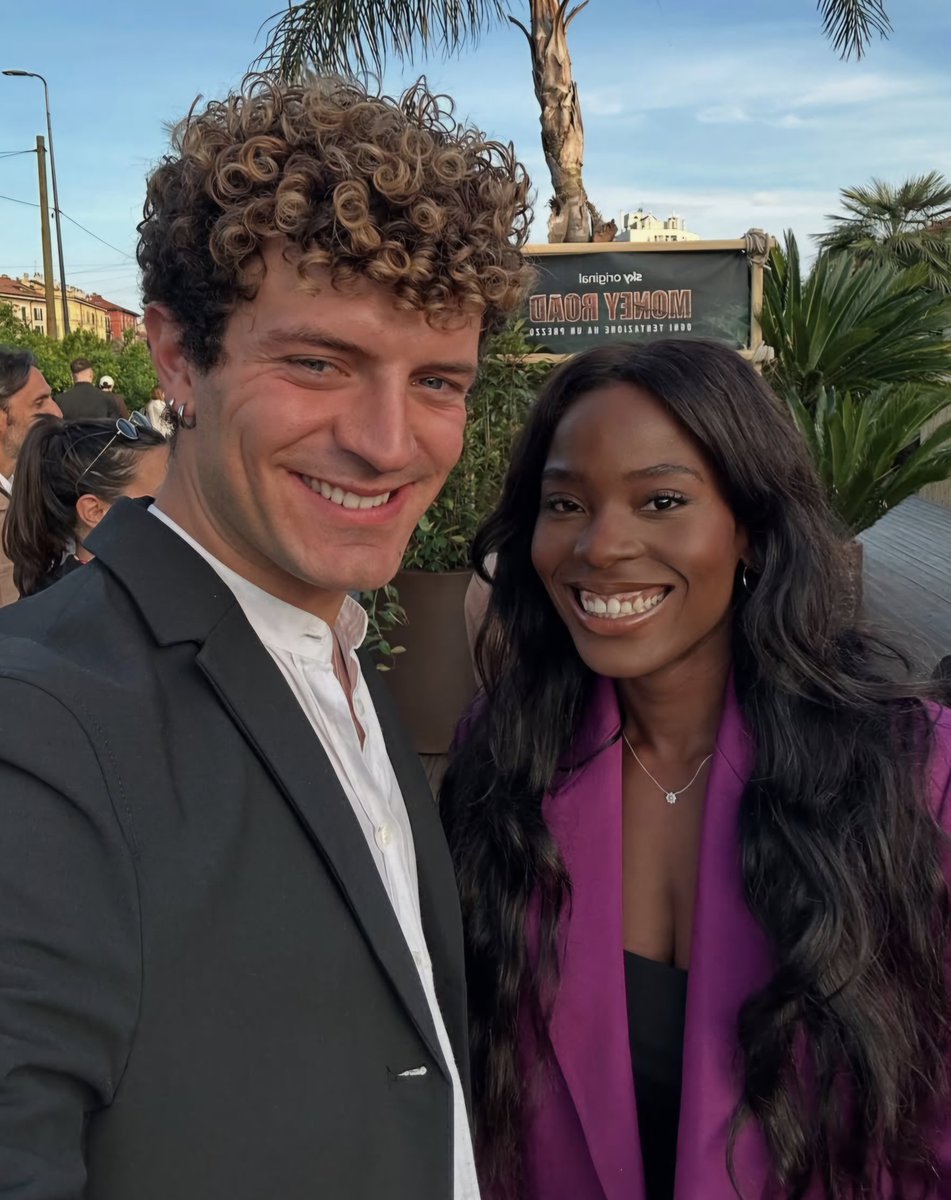 La vita è ingiusta quando chi semina bene raccoglie tempesta e chi semina male raccoglie frutti #moneyroad