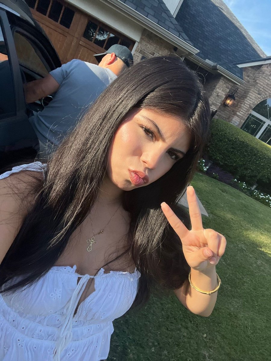 𓍯𓂃 (@ilubmybean) on Twitter photo 
