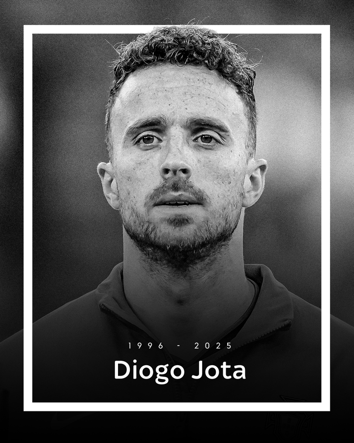 He won the Premier League in May.
He won Nation league in June.
He got married in June.
He passes away in July.
Life is so unpredictable.

REST IN PEACE DIOGO JOTA. YNWA.

#diogojota #RIPJota