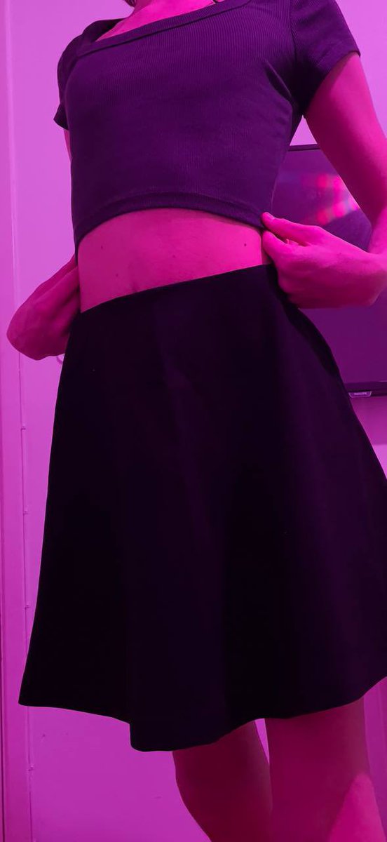 likefem_'s tweet photo. Surprise, are you surprised? #nsfw #femboy #petite #twink https://t.co/hWkV96QY81
