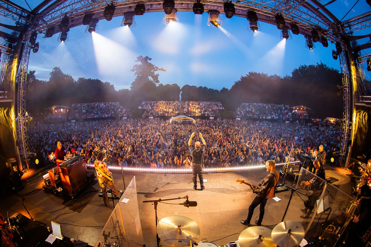 Vandaag was een avond, die je normaal alleen i̶n̶ ̶f̶i̶l̶m̶s̶ op Royal Park Live ziet 👑