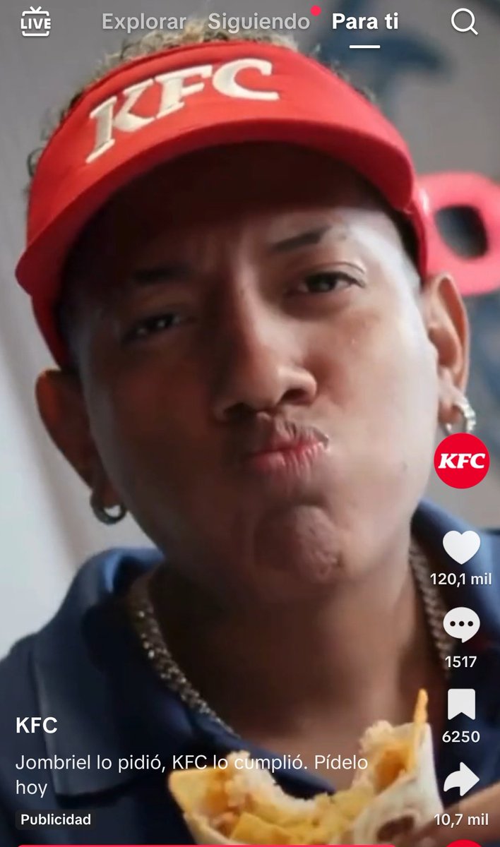 medi_Harrison's tweet photo. Bebes @PatronaQuinn_ @ChepoAvila___ @MemeBipoIar @AbogadoFeroz

Qué clase de @kfcecuador  es este KFC 🤭m https://t.co/hHPRZmHmVD