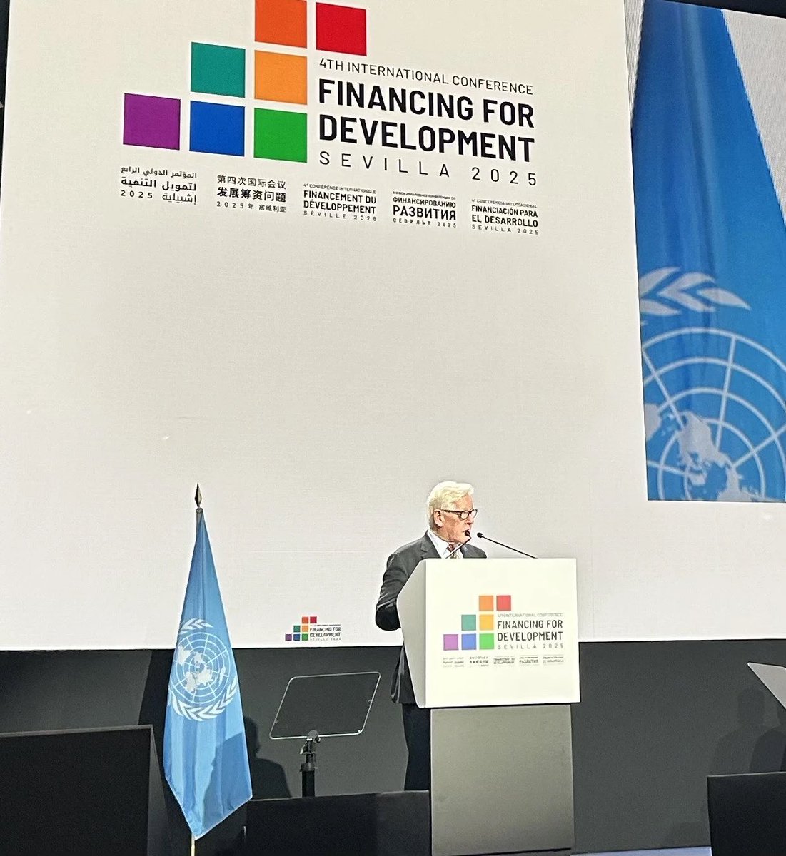 UNOPS_Chief's tweet image. My friend Ambassador @BobRae48, President of @UNECOSOC, has been key to shaping the Compromiso de Sevilla. Grateful for his leadership. We had a great meeting today on the future of development cooperation and Canada–@UNOPS collaboration in fragile contexts. #FfD4 #SDGs