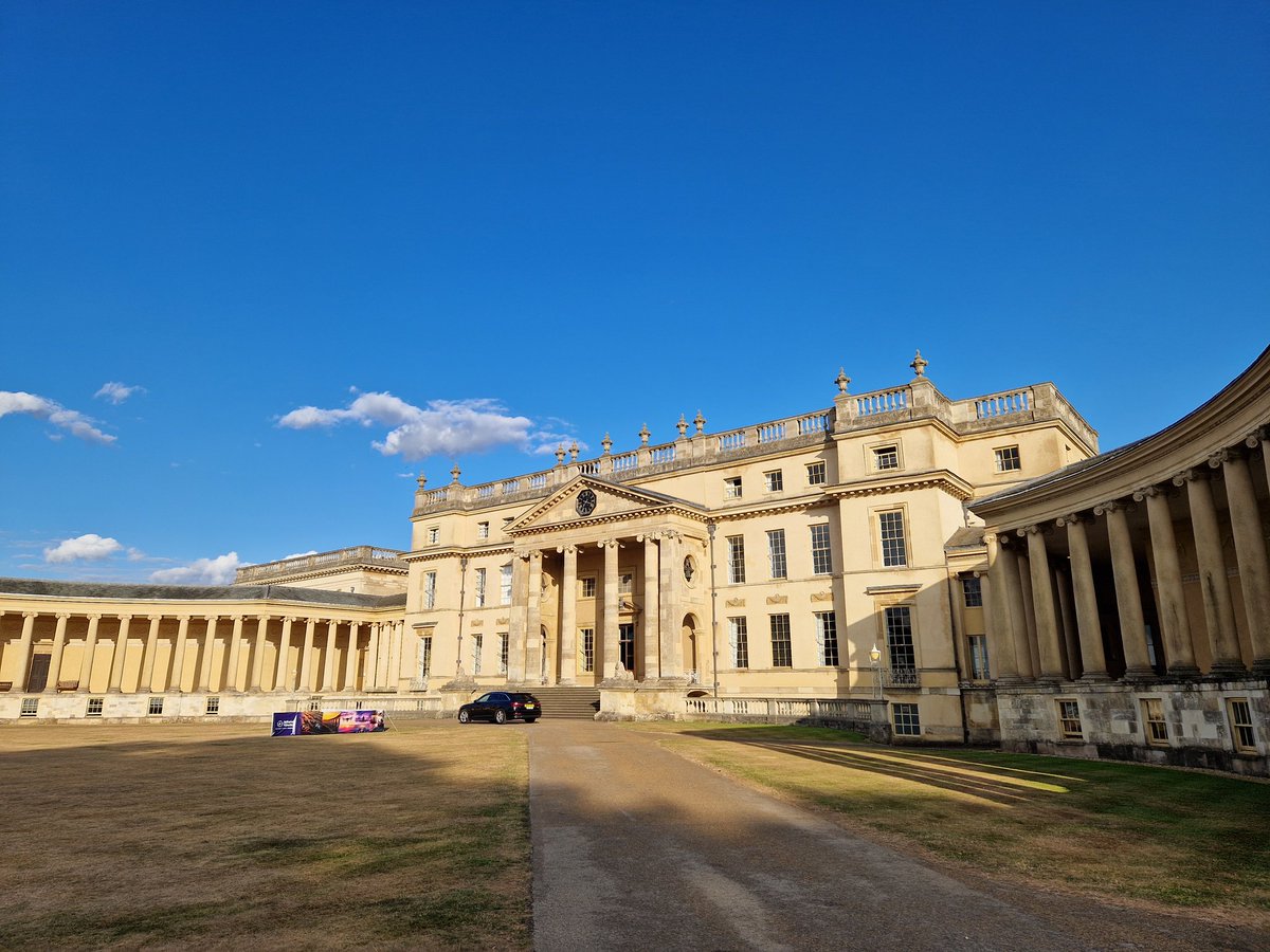 Na afloop van de mediadag in Silverstone naar Stowe House geweest voor een interessante bijeenkomst. Er werd een nieuwe technologie gepresenteerd die een grote impact kan hebben op hoe we autosport beleven. Hierover later meer!