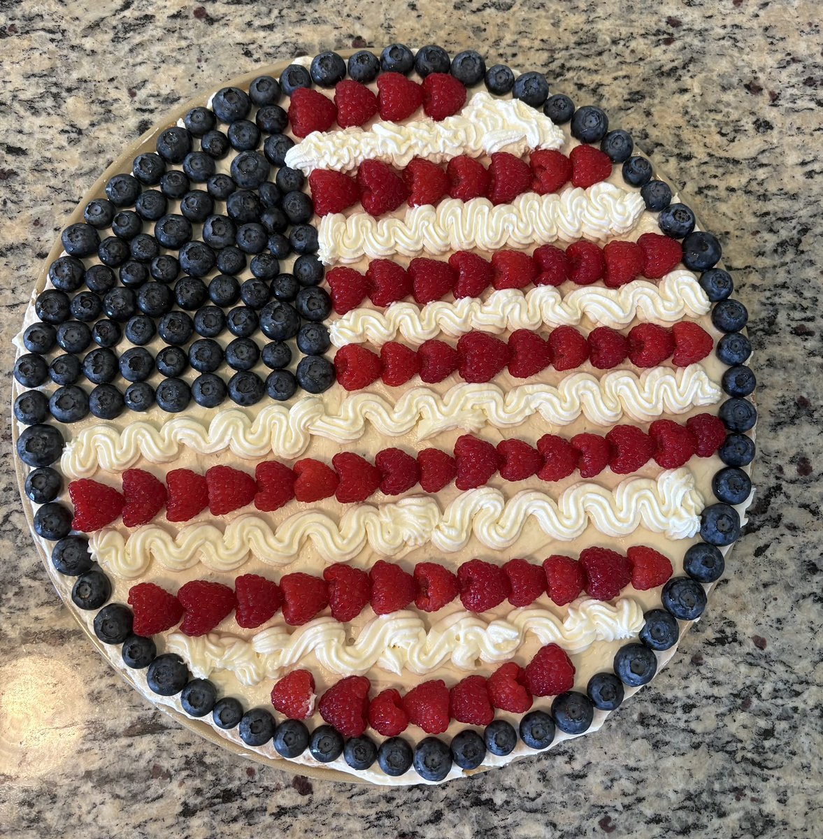 S/O 4th of July fruit pizza <a href="/_willcompton/">Will Compton</a> 
<a href="/BussinWTB/">Bussin' With The Boys</a> 🇺🇸