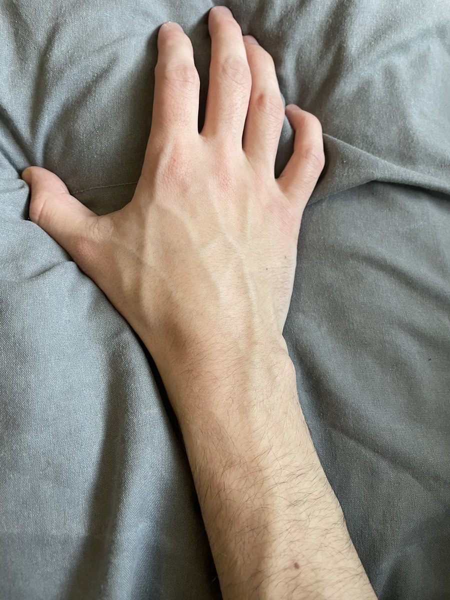 basictime19's tweet photo. Kind of new to nsfwtwt, new pinned⚫️

⋆ 24 , 6’2
 ⋆ he / him
⋆straight
 
⋆ switch, dom+
⋆ Like music, games, anime if you like to chat too

like and rt for mutuals https://t.co/ha73ylTr3F