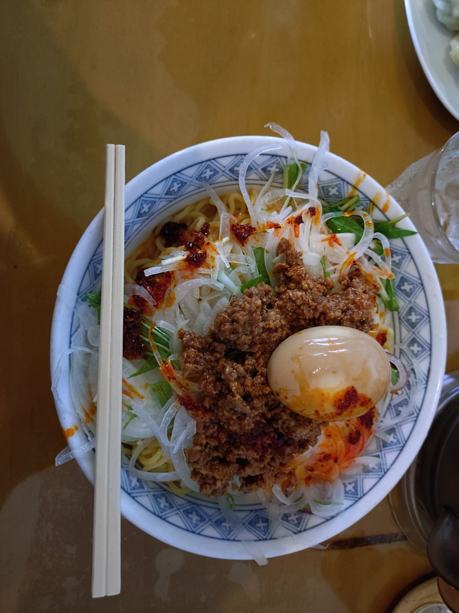 柏崎の中華食堂万華でお昼

冷やし担々麺大盛り
夏になるとやっぱり万華の担々麺食べたくなって来ちゃうね♪
個人的には新潟で一番美味い
冷やし担々麺だと思ってる！