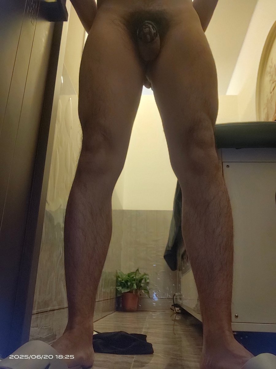 越锁越骚是真的呜呜呜出来做个艾灸都要趁机骚一下…