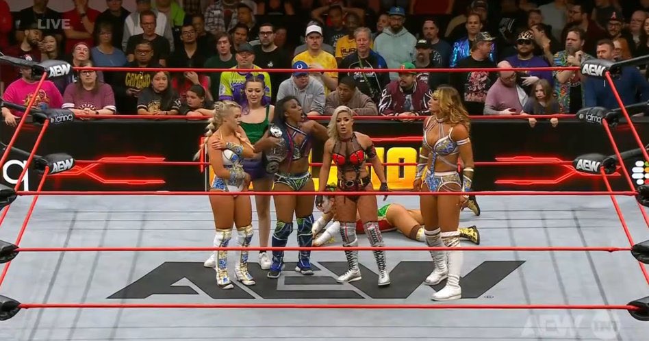Vitória do time das malvadas! 

Thekla, Athena, Megan Bayne e Penelope Ford garantiram a vitória de hoje. 

A luta poderia ser mais longa mas foi ótima! 

#AEWCollision