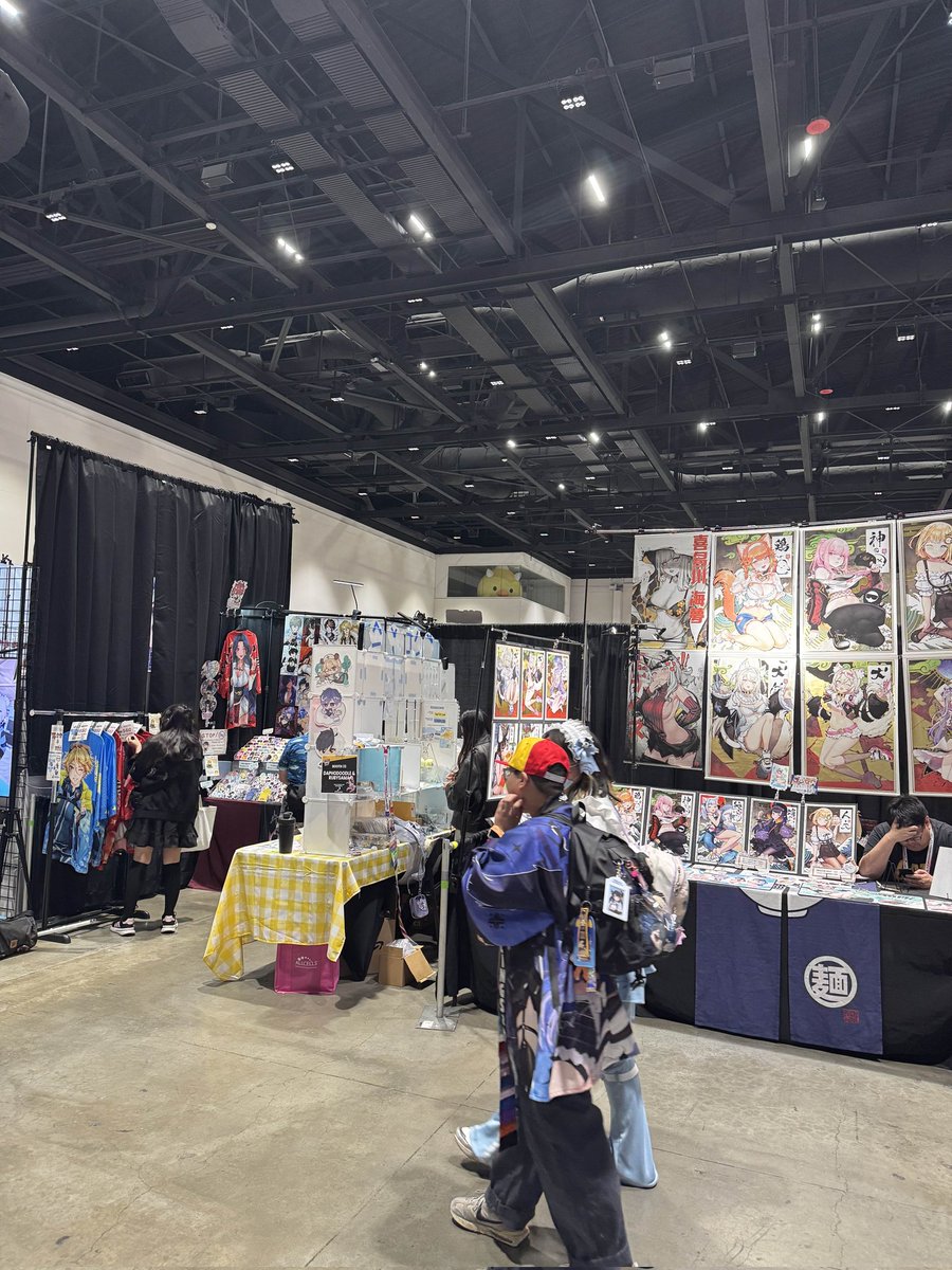 DarkGreyClouds's tweet image. The #dragoon is always watching...