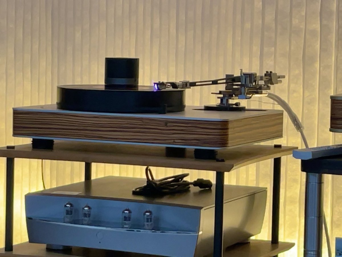 emt930st's tweet image. デジタルストリーム
モノラルカートリッジデモなう
#OTOTEN  #DSAudio