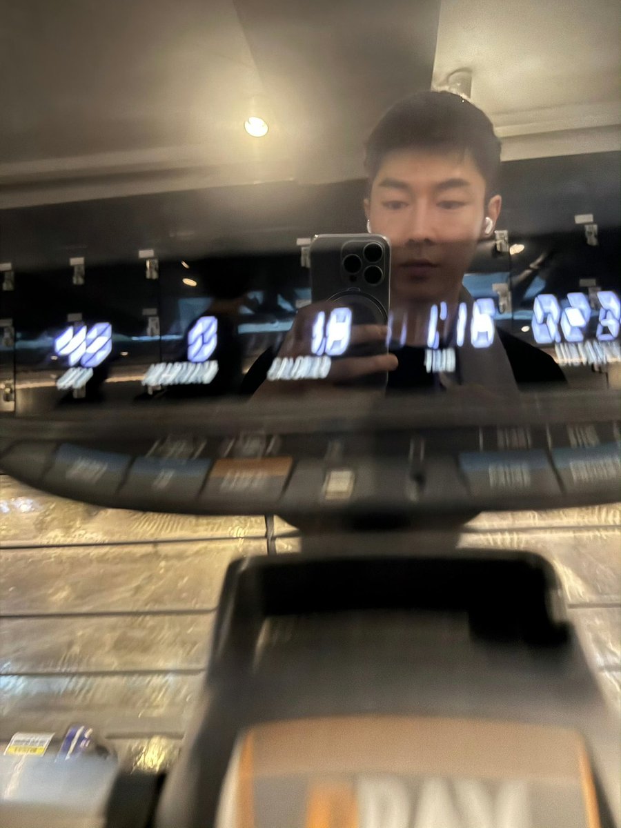 SF9_China's tweet photo. Dawon weibo update

Let's exercise together, come on!

https://t.co/JWKDJKL7HG

#SF9 #에스에프나인 #다원 #DAWON #ダウォン #李达渊 https://t.co/u6nTe2NxVP