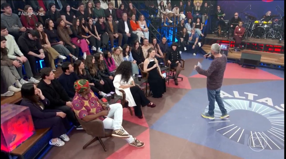 BANDistaSincero's tweet photo. 23H17
#AltaHoras
#JornalDaNoite
#ProgramadaVirginia
#SuperTela https://t.co/fFp9e7VazH