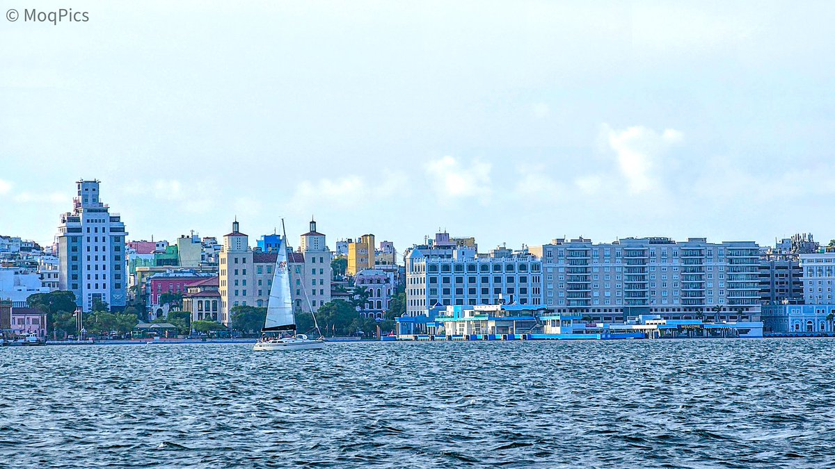 moqjazz's tweet image. Les comparto 3 tomas adicionales hechas ayer y una de la Puerta de San Juan del sábado pasado. #PuertoRico @383_787 @adamonzon @AWA_013 @BoricuaVasca @SusanSoltero @bredle @de_espiritual @Fernando_AF14 @GoVisitPR @GuaybanaJota @NormaOrtizRodr4 @NatGeo @ManuelRoldanPR @FlorLluch