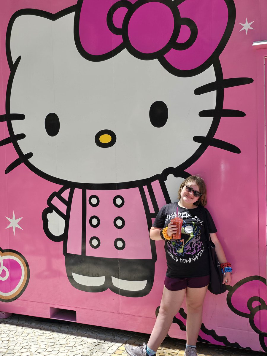 TheZeekster tweet media