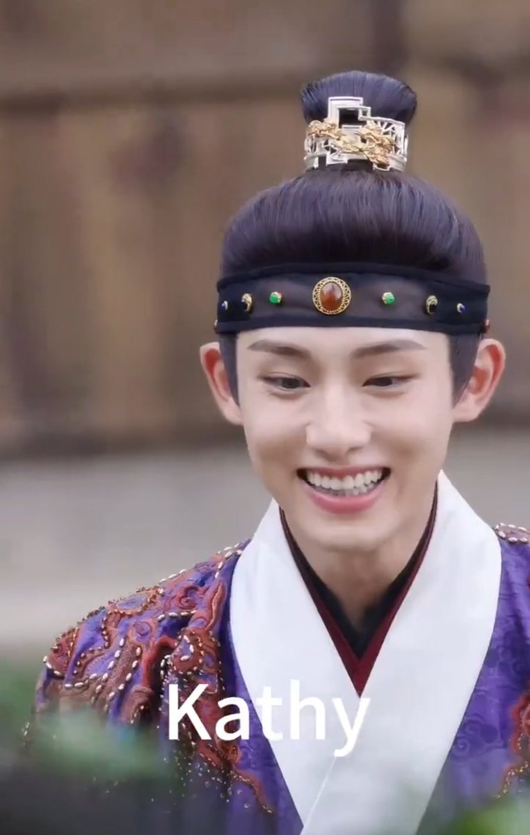 무자비한 씬 같은데 너무 귀엽게 생김;