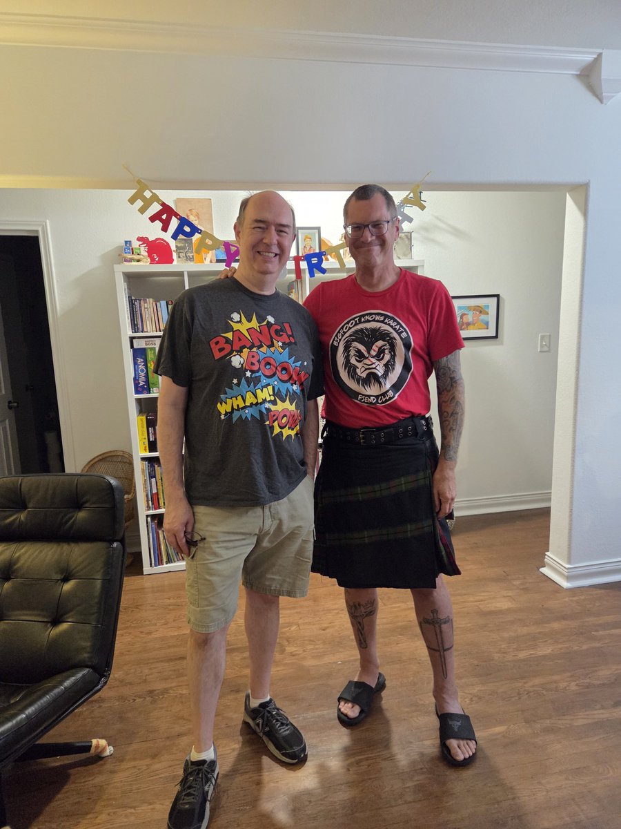 Tom Lynott - Comic Book Letterer (@tjlynott) on Twitter photo Spent a wonderful afternoon with <a href="/LintzLettering/">LintzLettering</a> and his family! Notice the tangent and near tangent between our heads and the header behind us.
Got some grub from the Railhead Smokehouse to boot. On to Arkansas tomorrow. Spent a wonderful afternoon with <a href="/LintzLettering/">LintzLettering</a> and his family! Notice the tangent and near tangent between our heads and the header behind us.
Got some grub from the Railhead Smokehouse to boot. On to Arkansas tomorrow.