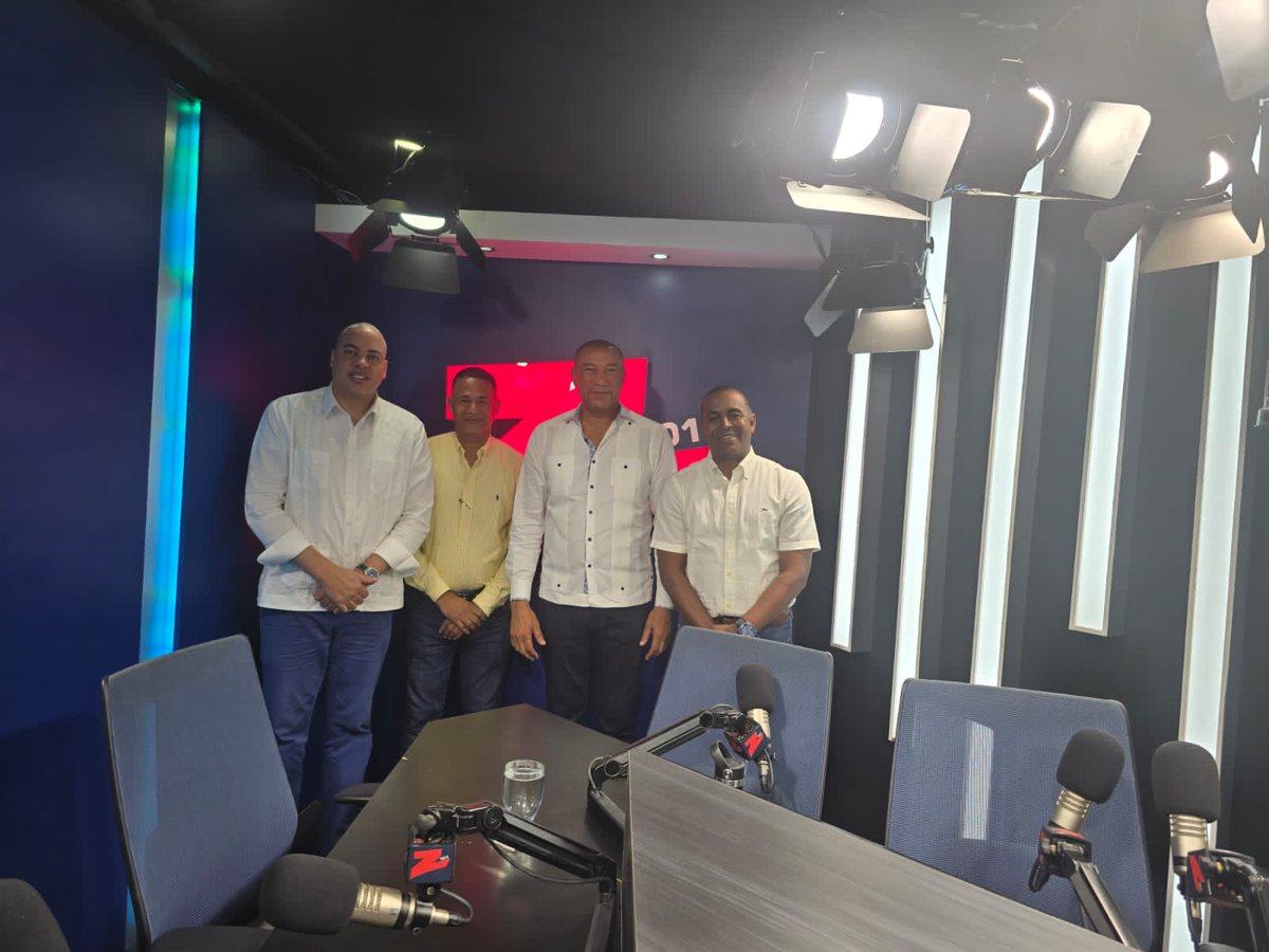 Senador Santiago Zorrilla (@senadorzorrilla) on Twitter photo En esta entrevista hablamos del proyecto de ley de nuestra autoría sobre el béisbol, que cursa en el Congreso Nacional.
¡Muchas gracias!
<a href="/hgomez27/">Héctor Gómez</a> <a href="/rijo3030/">Francisco A. Rijo</a> <a href="/FranklinEnBoxeo/">Franklin Nuñez</a>
#SantiagoZorrilla #Ley #proyecto En esta entrevista hablamos del proyecto de ley de nuestra autoría sobre el béisbol, que cursa en el Congreso Nacional.
¡Muchas gracias!
<a href="/hgomez27/">Héctor Gómez</a> <a href="/rijo3030/">Francisco A. Rijo</a> <a href="/FranklinEnBoxeo/">Franklin Nuñez</a>
#SantiagoZorrilla #Ley #proyecto