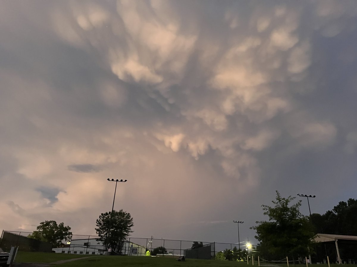 Trisha Powell Crain (@trish_crain) on Twitter photo Dramatic clouds in Green Valley - just before sunset. <a href="/spann/">James Spann</a> Dramatic clouds in Green Valley - just before sunset. <a href="/spann/">James Spann</a>