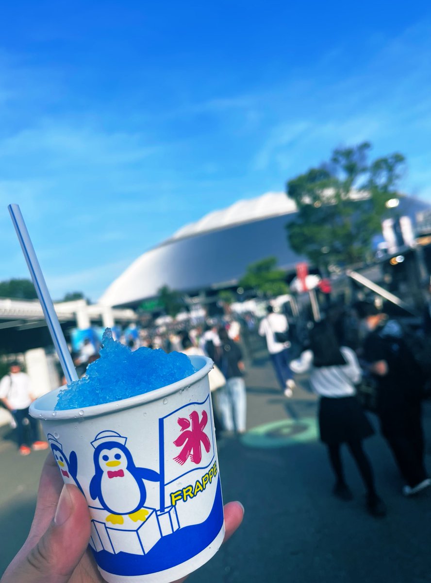 ついにこの日が来てしまった...
裏なのでほどほどにしますが、わかる人にはわかる😭
ほんとのラスト！全力で見届けます✨🐬

暑い日のかき氷美味しいですよね〜