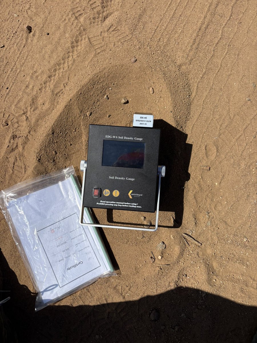 saintloyal's tweet image. Mediciones con densímetro electromagnético (EDG) en el Valle de Guadalupe, Baja California, México. 🇲🇽