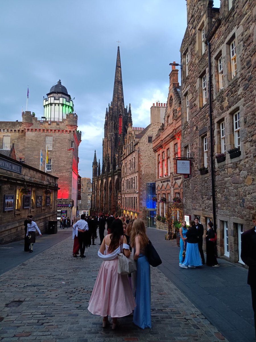 HeidiArgenta's tweet image. Qué hermoso día el de hoy ❤️ #Edimburgo 🏴󠁧󠁢󠁳󠁣󠁴󠁿