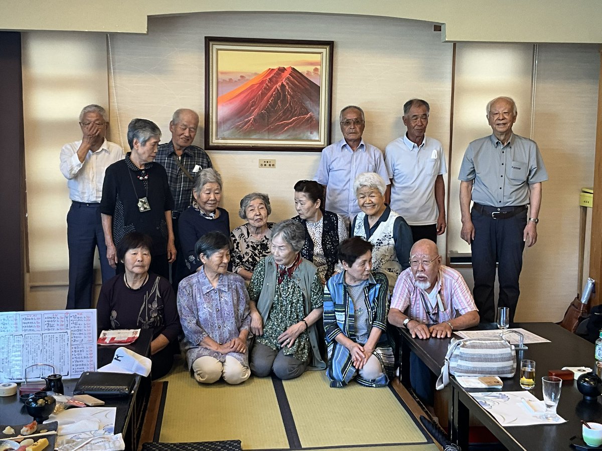 kn2480's tweet photo. おはよう御座います🍜😇6月22日日曜日の中畑本宮家🍜の朝景色です😇来月いっぱいで老兵は年貢の納め時が来た様です😇老兵は死なず❣️消えるのみテッカー😇2000年3月開店して四半世紀❗️矛を納める準備をしています❣️福島県人になり26年年貢の納め時静かに来て行きますテッカー😇 https://t.co/aCGgEVPIo5