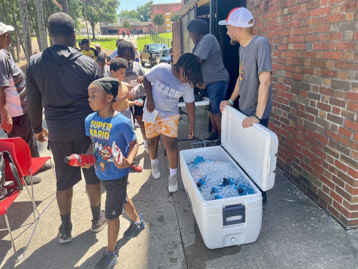 Gladiator Youth Football Clinic today at Clarke Central! GYF coaches and Gladiator Varsity Players had a great day working with Athens youth football players. 

Go Glads!