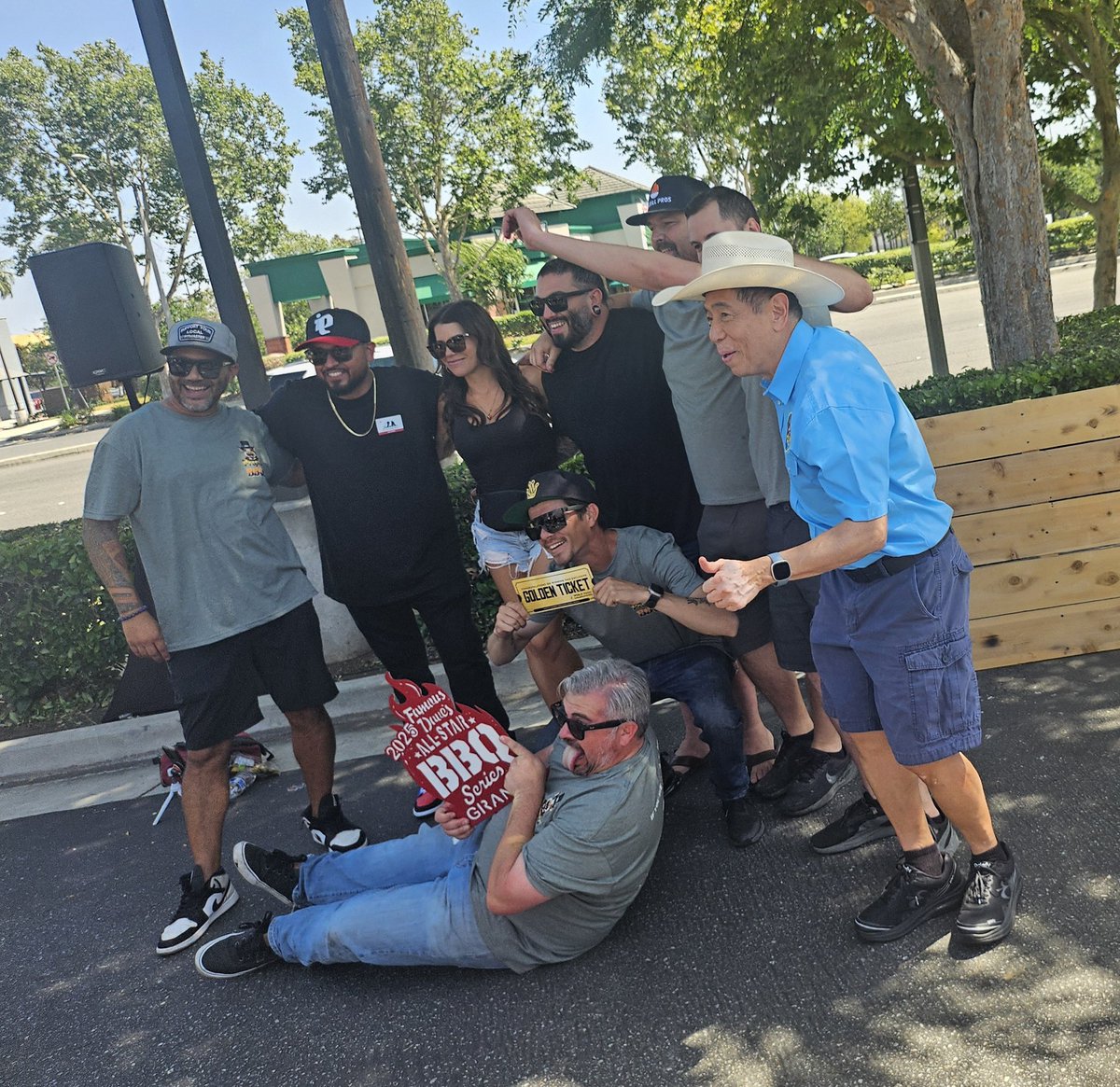 Congrats to Get it Proper BBQ
Grand Champion 
Famous Dave's BBQ Series
Rancho Cucamonga 
Famous Dave's Bar-B-Que of America 
World Food Championships 
#harrysoo #slapyodaddybbq