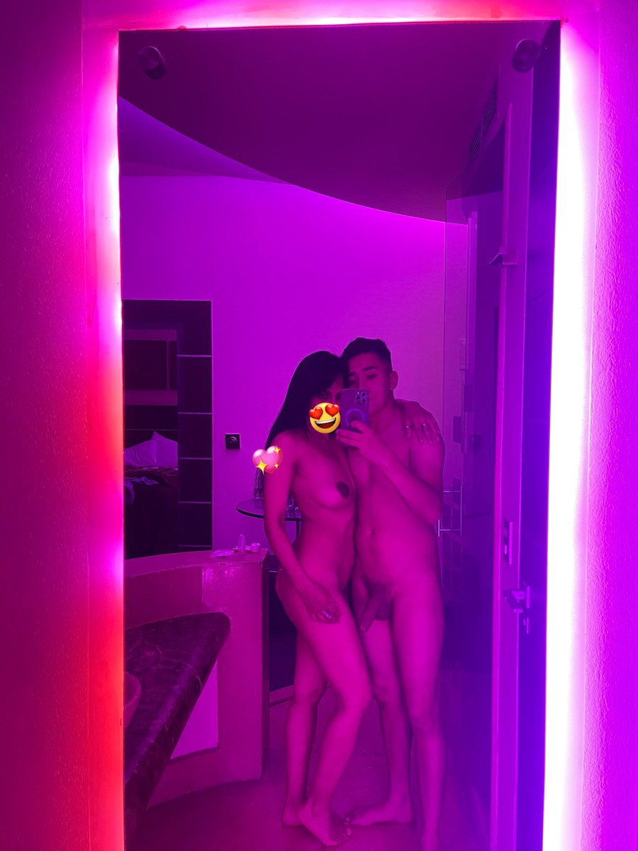 #SabadoDeMorboYProvocación 
Con este frío se antoja encerrarnos de nuevo en la habitación 

Les dejamos unas fotitos  de ayer estuvo súper deli y grabamos muy rico, MD si quieren ver más 📹📸

#sabado