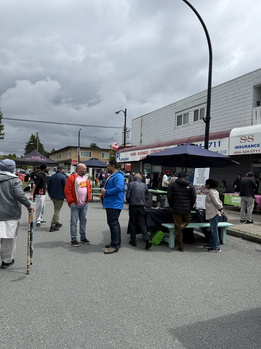 MauroAFrancis's tweet image. The @SVCPC was out today enjoying the new Punjabi Market Plaza with our South Van neighbours!