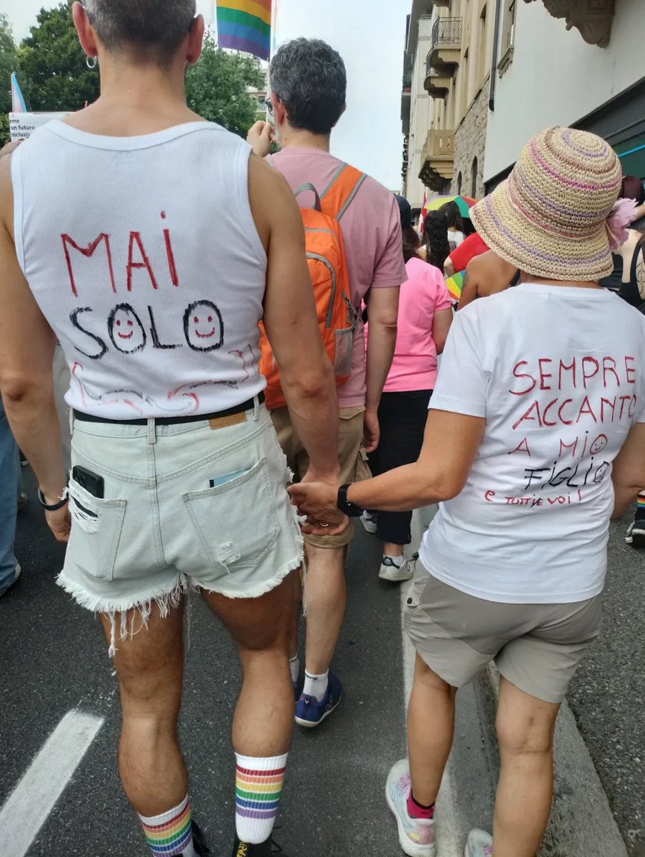 radio__zek 🏳️🌈 tweet media