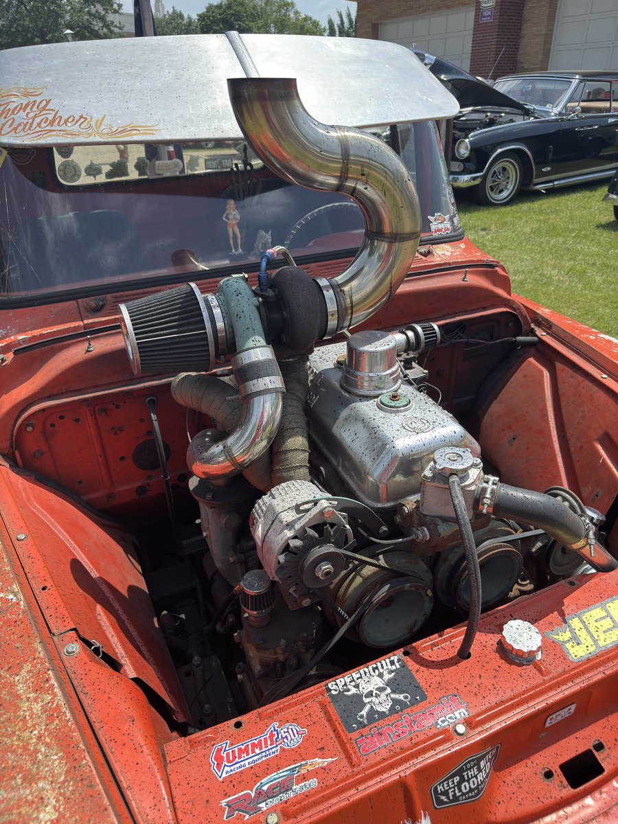 HollywoodDan's tweet photo. Detroit power! #ratrod #backtothe50s https://t.co/js903O4FOb
