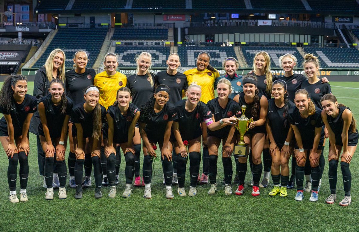 alanaharry9's tweet photo. Fun night (mostly)! WPSL PAC-NW Conf. Champs 🥳🏆🤕 https://t.co/TtQJVTnFT5