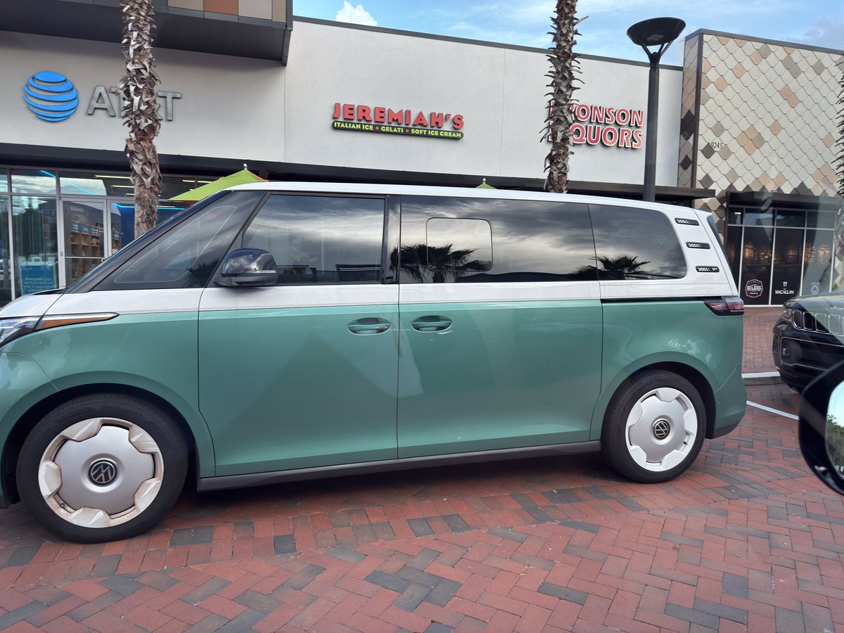 Jose | RivianTrackr tweet media