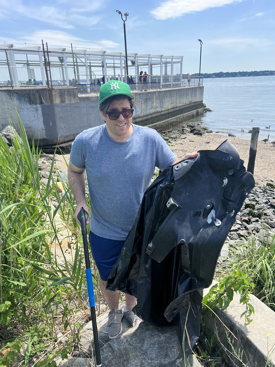 City Island Rising, Inc. (@ci_rising) on Twitter photo Thank you for all the neighbors who came out to make our summer neighborhood cleanup such a success!  Thank you to Senator Nathalia Fernandez and staff for their support and snacks!! Thank you for all the neighbors who came out to make our summer neighborhood cleanup such a success!  Thank you to Senator Nathalia Fernandez and staff for their support and snacks!!