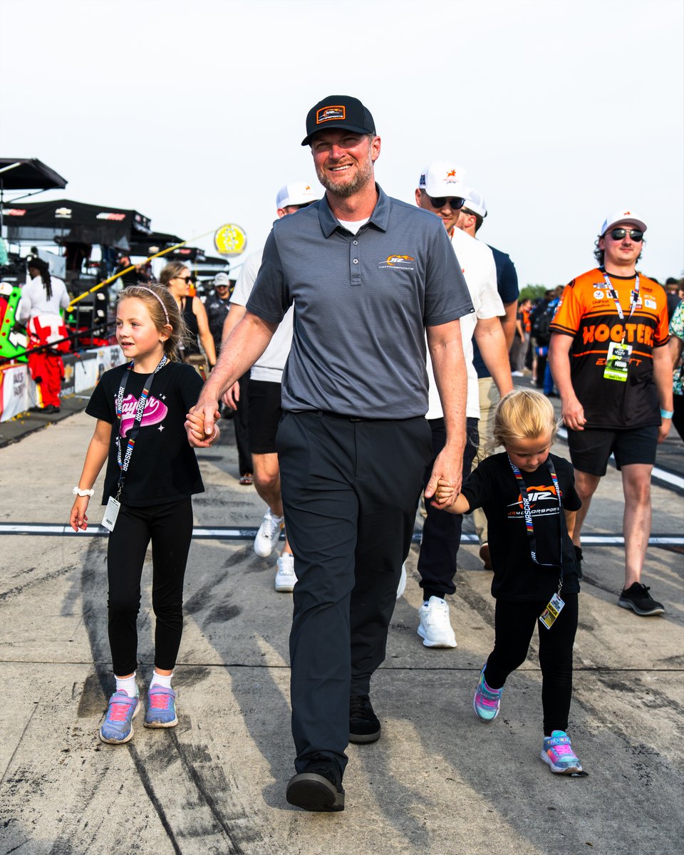 NASCAR O’Reilly Auto Parts tweet media