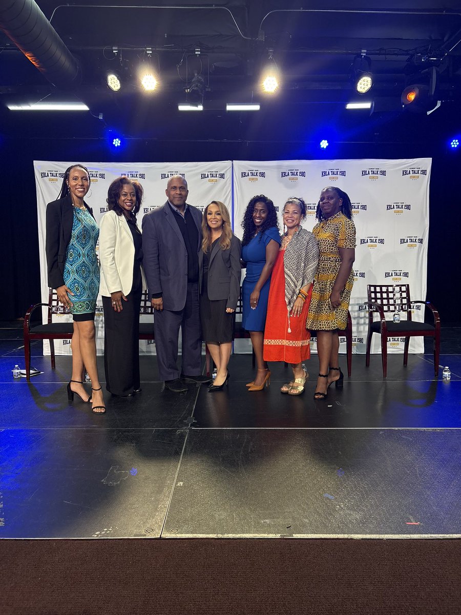 kbla1580's tweet photo. What a way to wrap up our 4th anniversary week! 🎉

Thank you to everyone who came out to our “State of Black Women in Los Angeles” symposium! 🙋🏽‍♀️🙋🏾‍♀️🙋🏿‍♀️

#kbla1580 #unapologeticallyprogressive #stateofblackwomenla #dominiquediprima #blackwomen #stateofblackwomen #womeninla https://t.co/ARZFQsNYuu