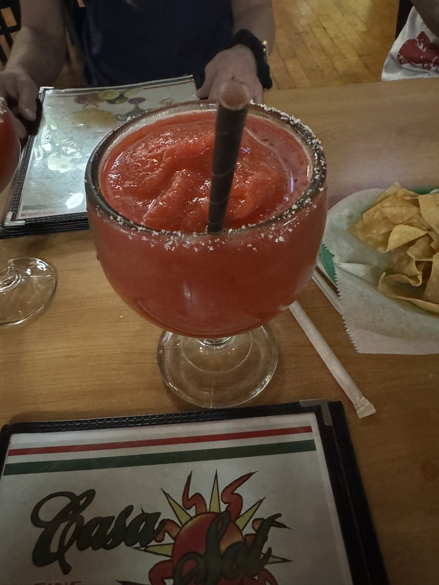 You’re not going to believe me, but Dave and I actually went out with friends 👀
This massive strawberry margarita is loooong over do!
