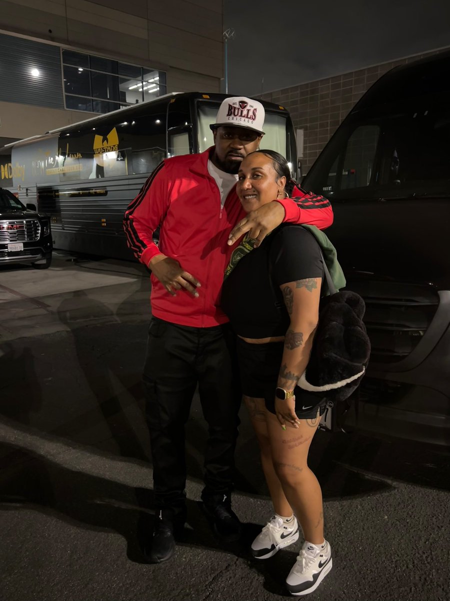 Gifted_Gab's tweet photo. Pretty Toney x Pretty G 🔪🐝 #WuTangIsForever #EverythingG https://t.co/CS1t9VK5BK