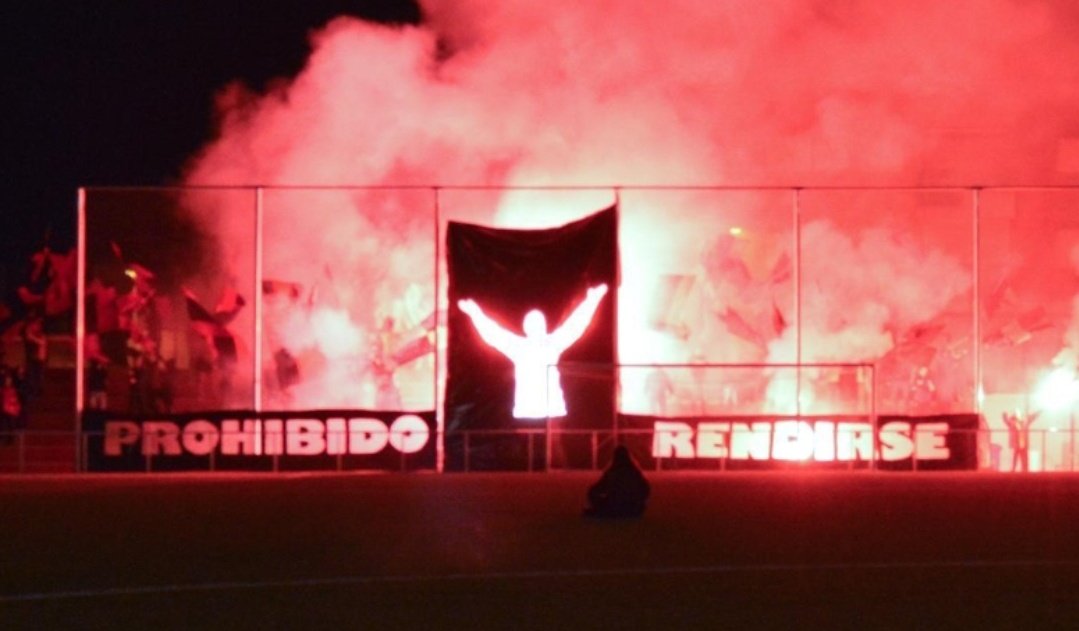 Aquí no se rinde nadie, ¡PIJO!
Nuestra mentalidad y nuestra pasión son lo que nos diferencia del resto.
Murcia es Rojinegra y el Fútbol es de los aficionados. 🔴⚫🔴⚫🔴⚫🔴